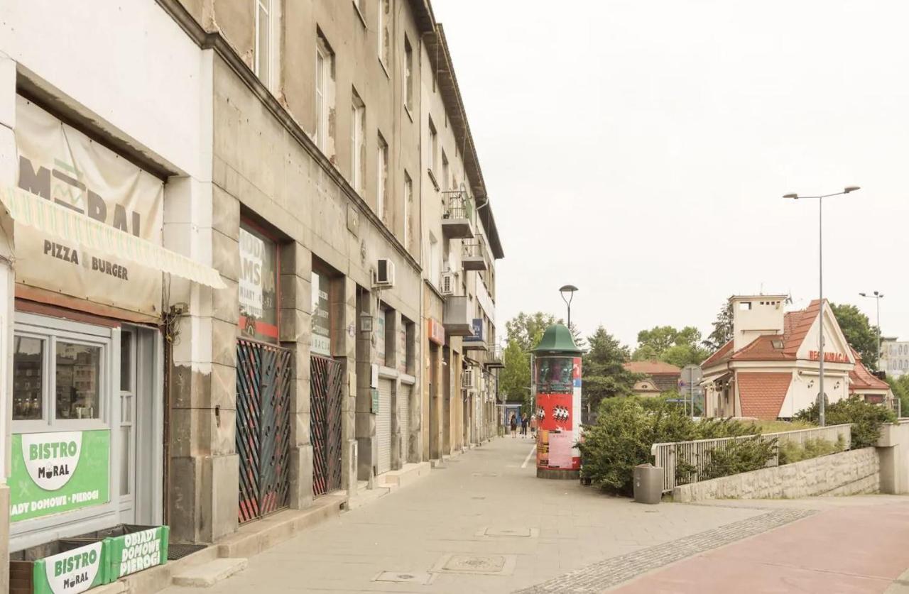 Coral Apartment 'Przy Rondzie' Krasków Exteriör bild